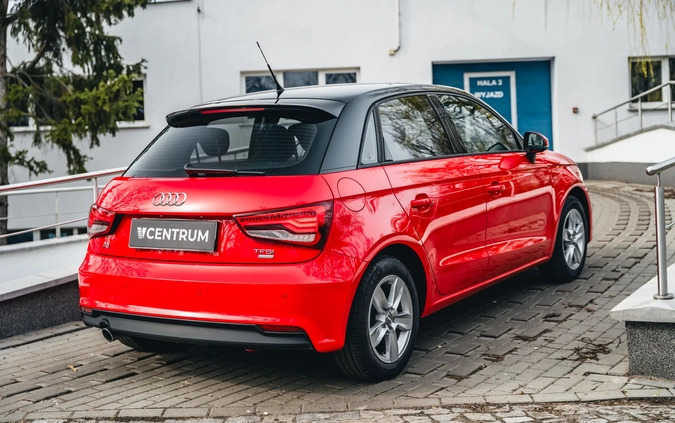 Audi A1 cena 69900 przebieg: 32783, rok produkcji 2017 z Brwinów małe 172